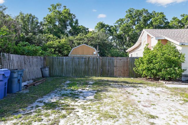 702 NW 3RD STREET, Mulberry, FL 33860