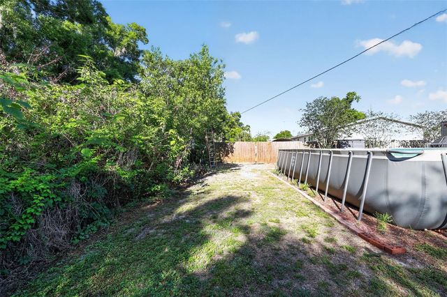 702 NW 3RD STREET, Mulberry, FL 33860