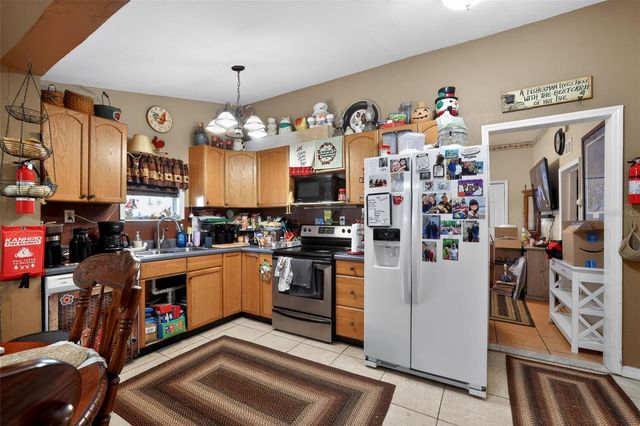 702 NW 3RD STREET, Mulberry, FL 33860