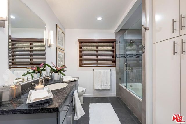 1334 Charmel Place, Pacific Palisades, CA 90272