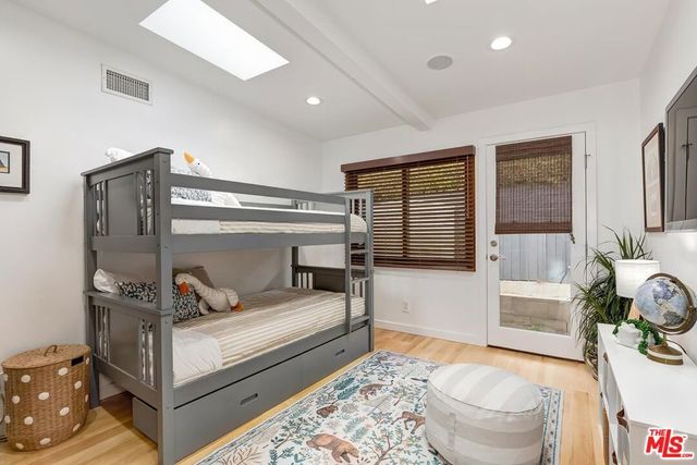 1334 Charmel Place, Pacific Palisades, CA 90272