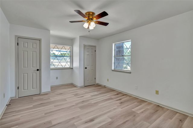 601 State Street, Weatherford, TX 76086
