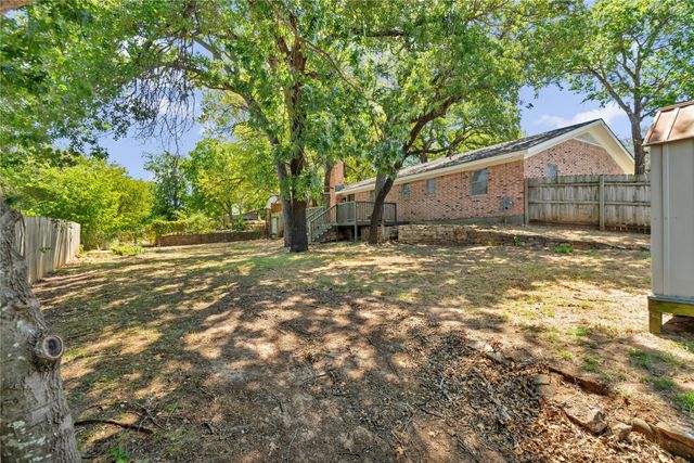 601 State Street, Weatherford, TX 76086
