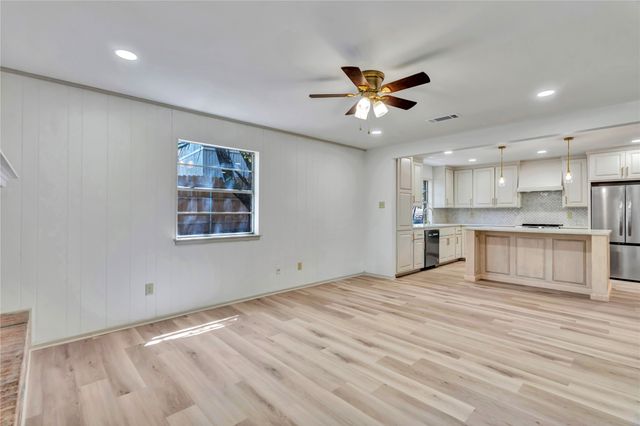 601 State Street, Weatherford, TX 76086
