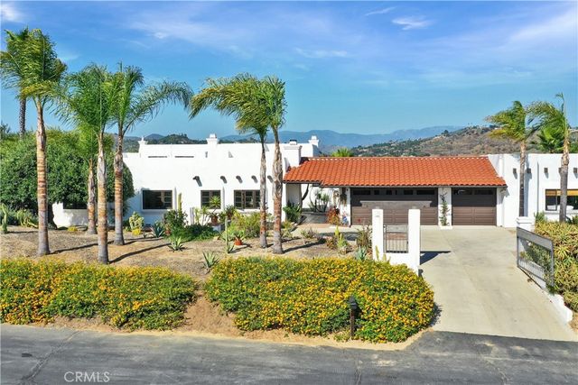 3064 Via Loma, Fallbrook, CA 92028