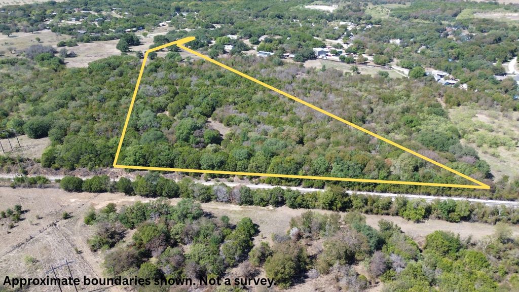3707 Bob White Court, Granbury, TX 76049 — photo 2