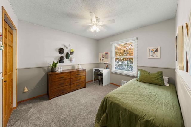 15429 Drexel Way, Apple Valley, MN 55124