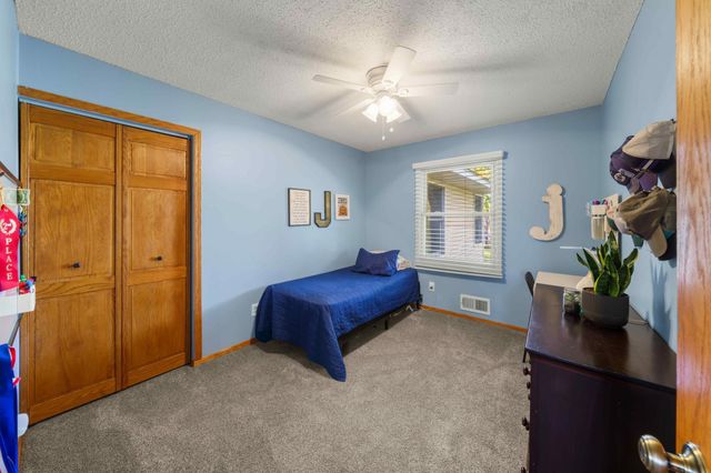 15429 Drexel Way, Apple Valley, MN 55124