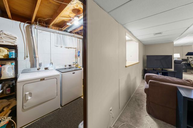 15429 Drexel Way, Apple Valley, MN 55124