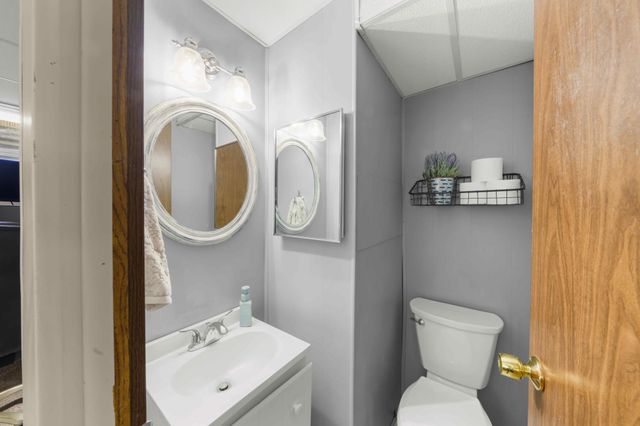 15429 Drexel Way, Apple Valley, MN 55124