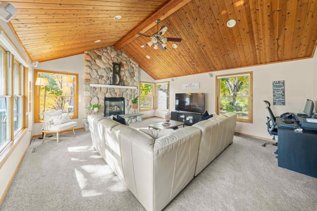 15429 Drexel Way, Apple Valley, MN 55124