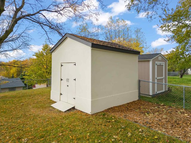 15429 Drexel Way, Apple Valley, MN 55124