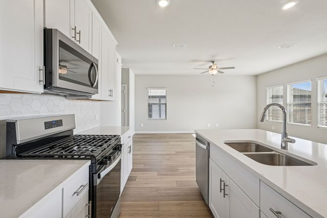 519 Clover Creek Drive, Princeton, TX 75071