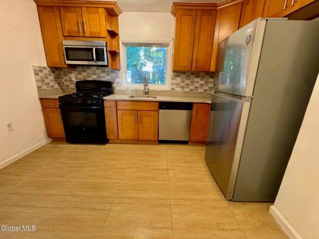 495 Morris Street, Albany, NY 12208