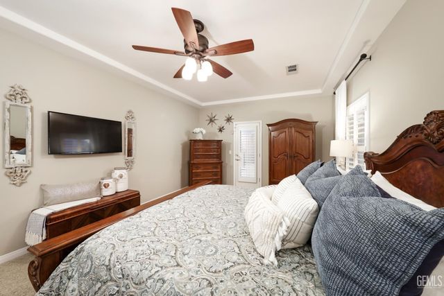 13603 Monarch Palm Avenue, Bakersfield, CA 93314