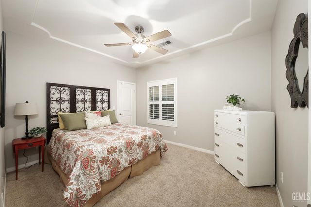 13603 Monarch Palm Avenue, Bakersfield, CA 93314