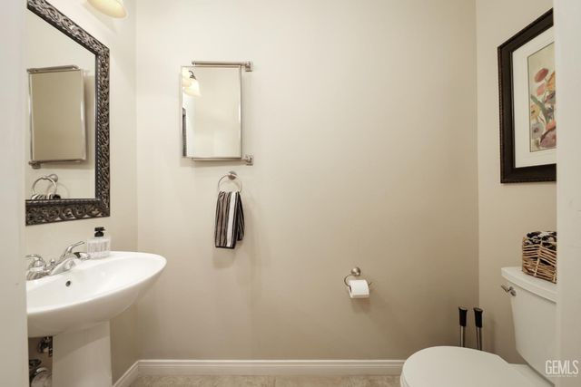 13603 Monarch Palm Avenue, Bakersfield, CA 93314