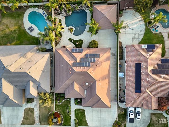 13603 Monarch Palm Avenue, Bakersfield, CA 93314