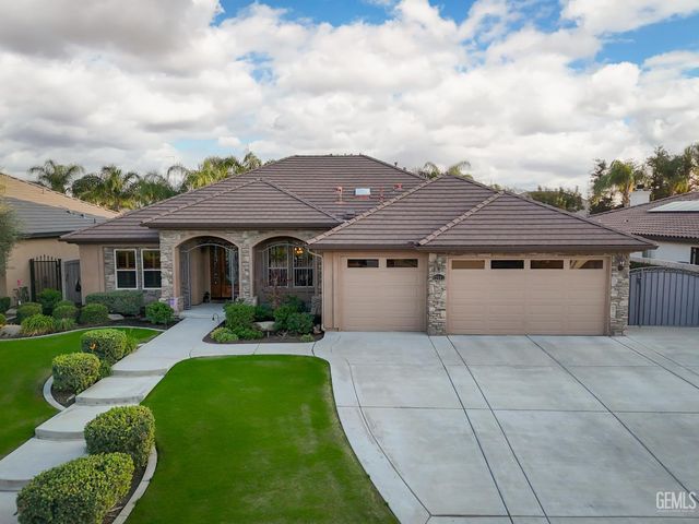 13603 Monarch Palm Avenue, Bakersfield, CA 93314