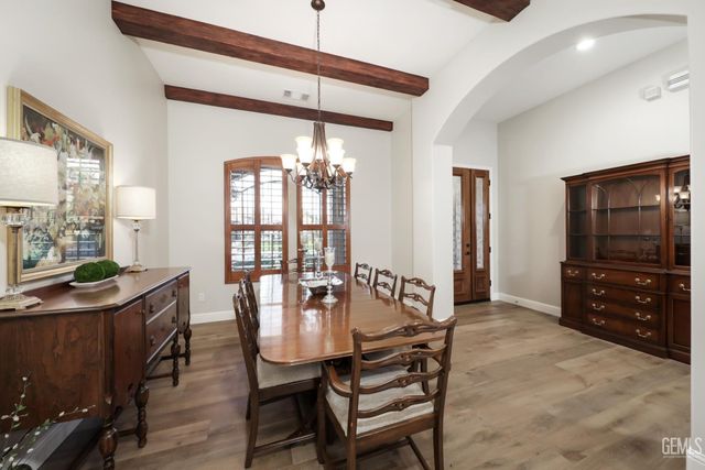 13603 Monarch Palm Avenue, Bakersfield, CA 93314