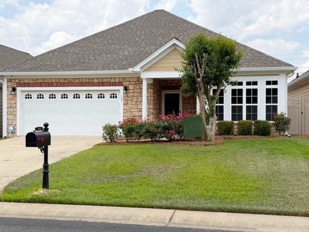 108 Hidden Creek Circle, Dothan, AL 36301