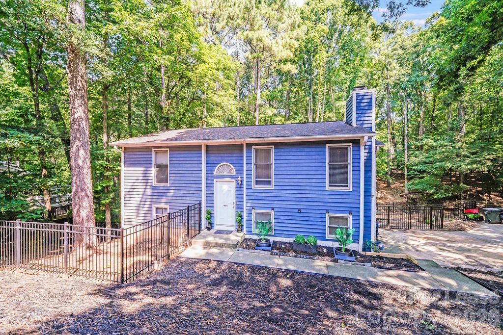 2116 Bon Villa Way, Fort Mill, SC 29708
