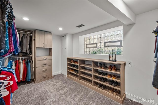5824 N Fairfield Avenue, Chicago, IL 60659