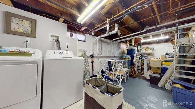 40 E Sherman Street, Monroe, NJ 08831