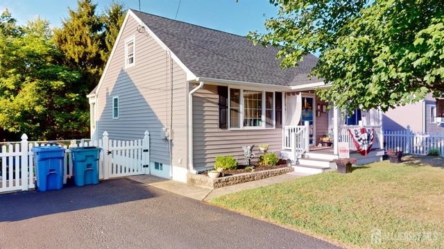 40 E Sherman Street, Monroe, NJ 08831