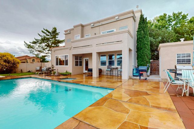 3039 ASHKIRK Loop SE, Rio Rancho, NM 87124