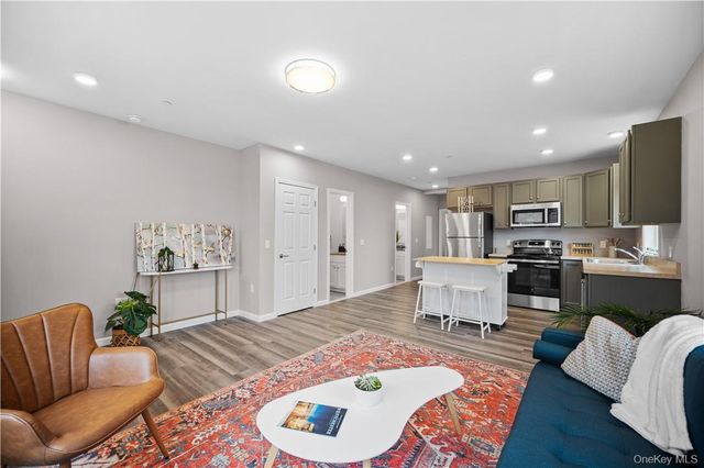 108 N Kensico Avenue 5A, White Plains, NY 10604