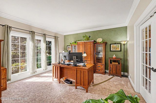 4740 Grand Dell Dr, Crestwood, KY 40014