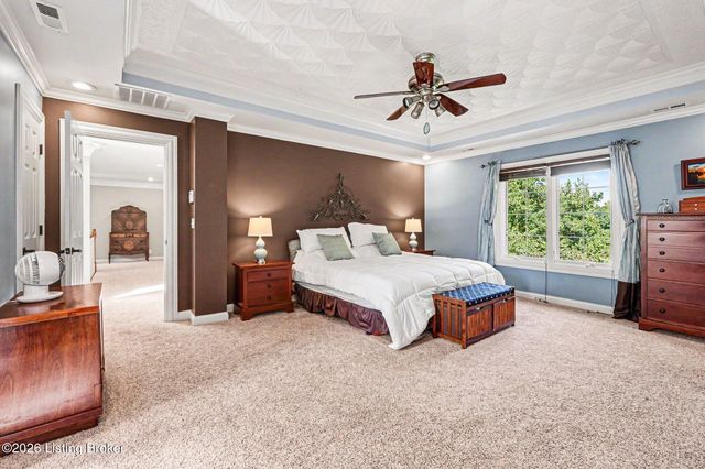 4740 Grand Dell Dr, Crestwood, KY 40014