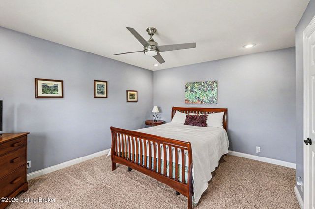 4740 Grand Dell Dr, Crestwood, KY 40014