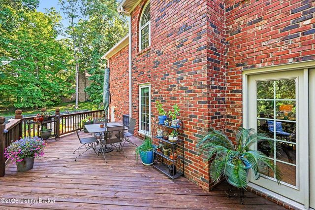 4740 Grand Dell Dr, Crestwood, KY 40014