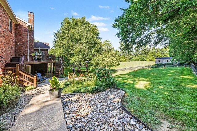 4740 Grand Dell Dr, Crestwood, KY 40014