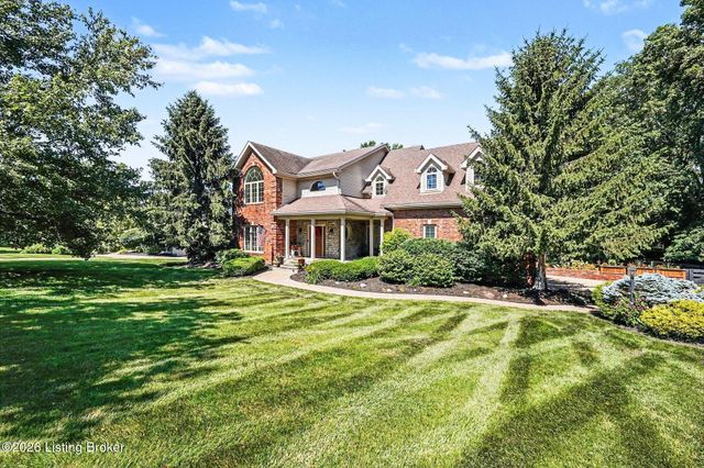 4740 Grand Dell Dr, Crestwood, KY 40014