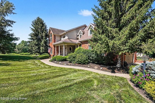 4740 Grand Dell Dr, Crestwood, KY 40014