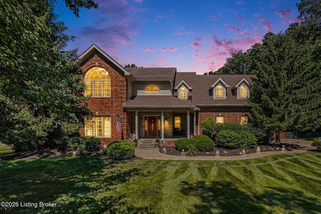 4740 Grand Dell Dr, Crestwood, KY 40014