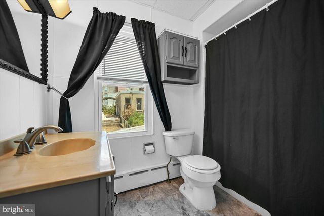 617 S 10TH ST, Reading, PA 19602