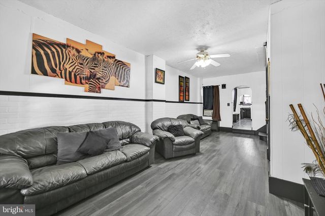 617 S 10TH ST, Reading, PA 19602