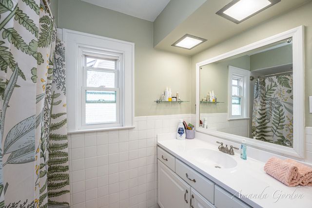 2101 Paris Avenue SE, Grand Rapids, MI 49507