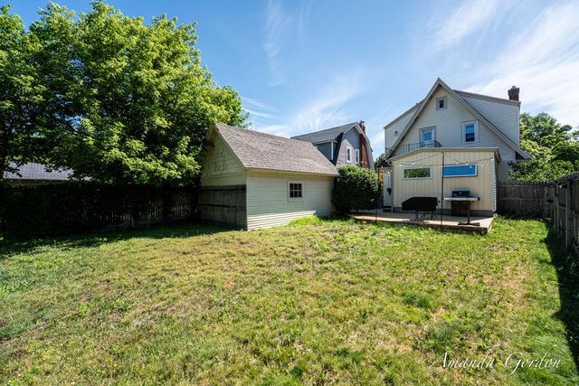 2101 Paris Avenue SE, Grand Rapids, MI 49507