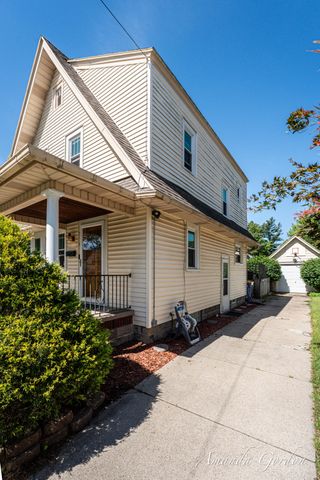 2101 Paris Avenue SE, Grand Rapids, MI 49507