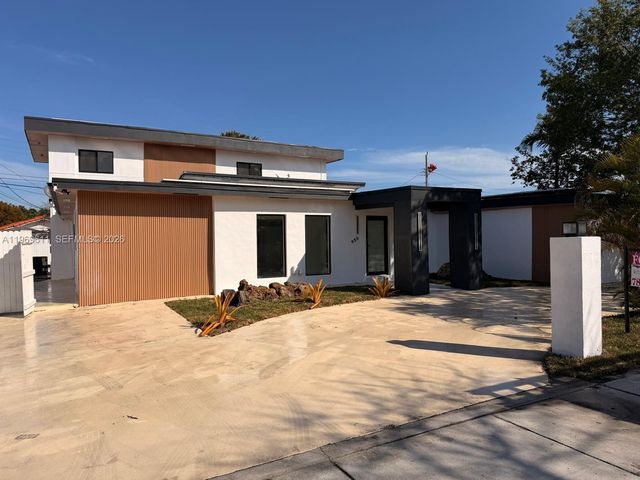 935 SW 72nd Ave, Miami, FL 33144