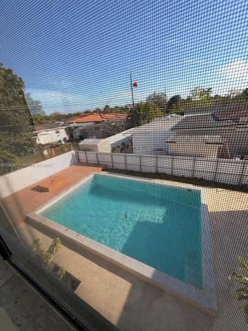 935 SW 72nd Ave, Miami, FL 33144