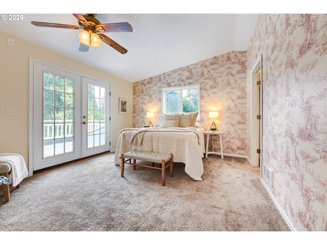 3740 Sw Comus St, Portland, OR 97219