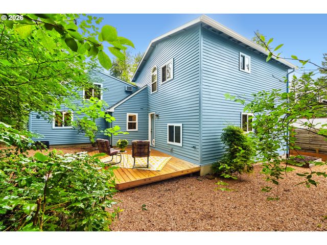 3740 Sw Comus St, Portland, OR 97219