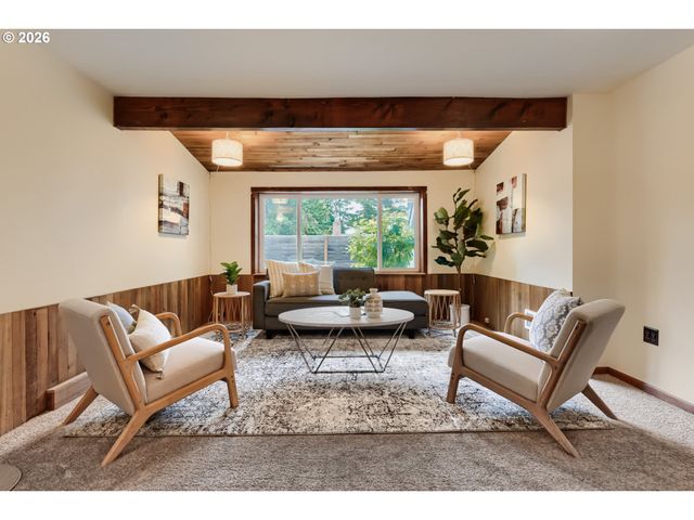 3740 Sw Comus St, Portland, OR 97219