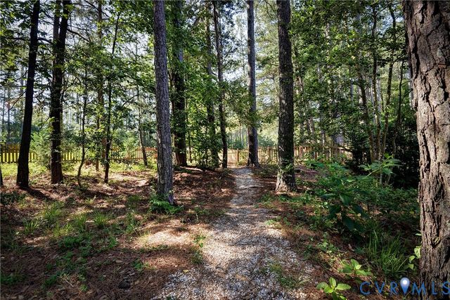 11385 Winding River Rd, Providence Forge, VA 23140